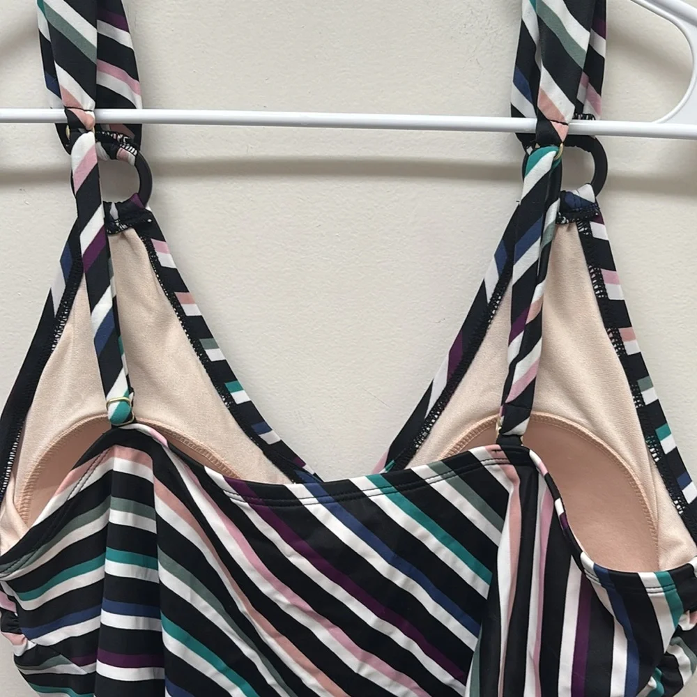 KONA SOL Tankini Bathing Top - Size XL - Picture 5 of 10